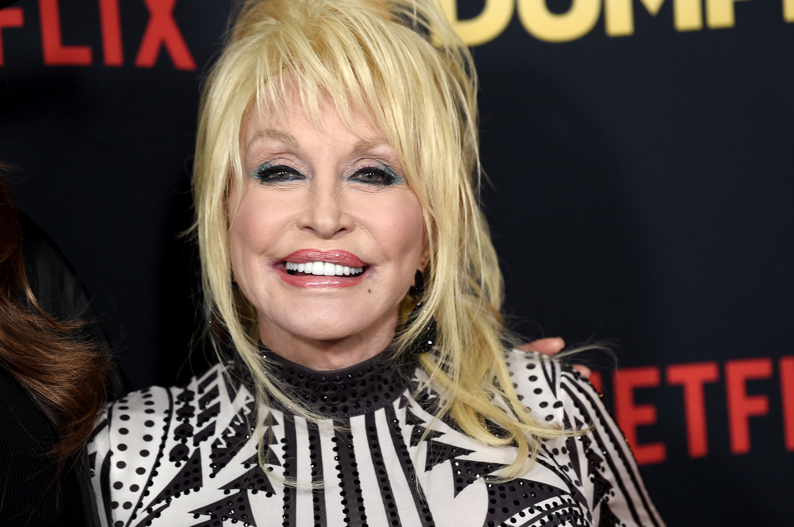 Le mari de Dolly Parton "a fait un deuil incontrôlable pendant un an" après la mort de son chien