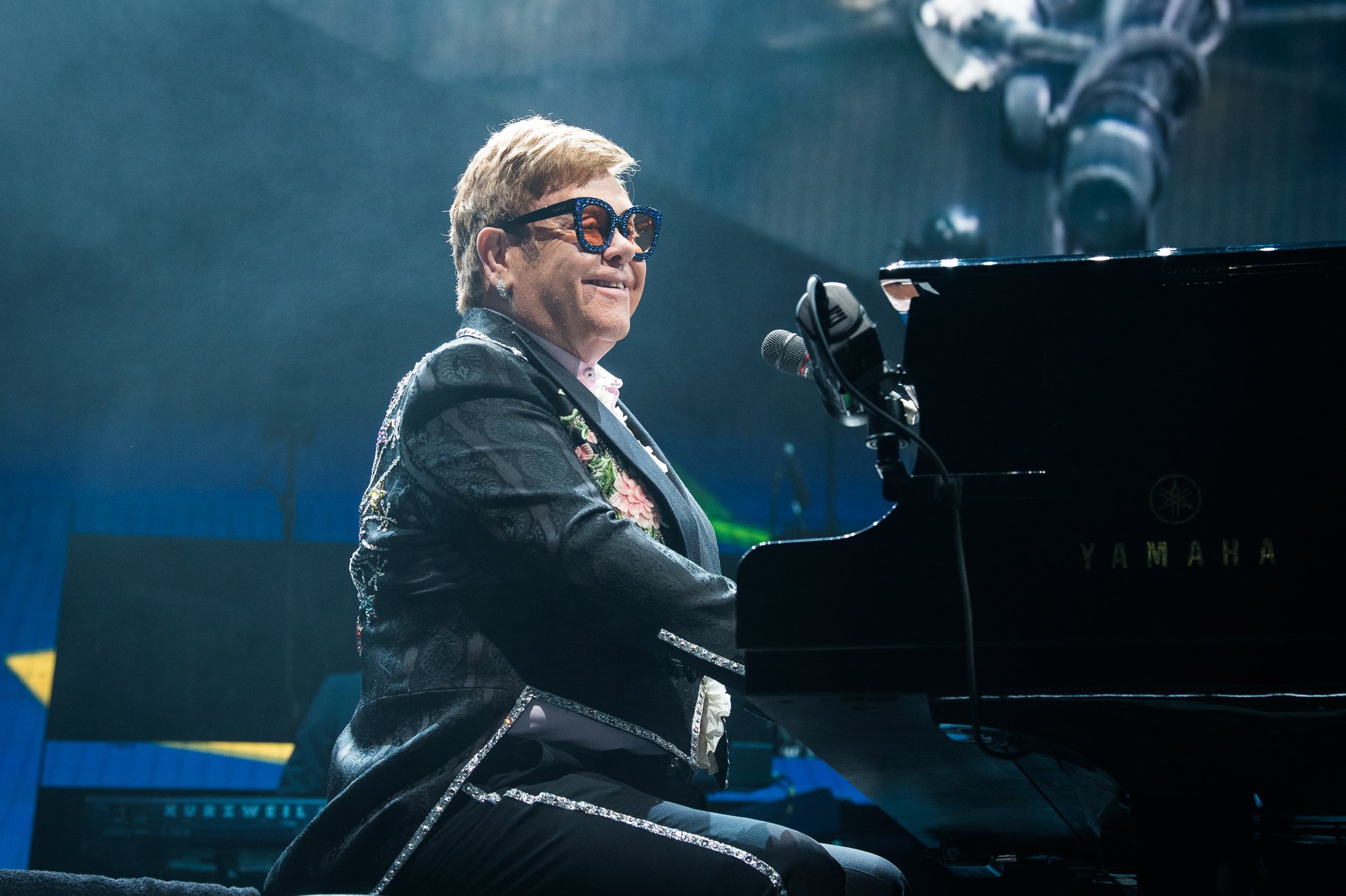 Elton John terminará su gira 'Farewell Yellow Brick Road' al encabezar el Festival de Glastonbury 2023