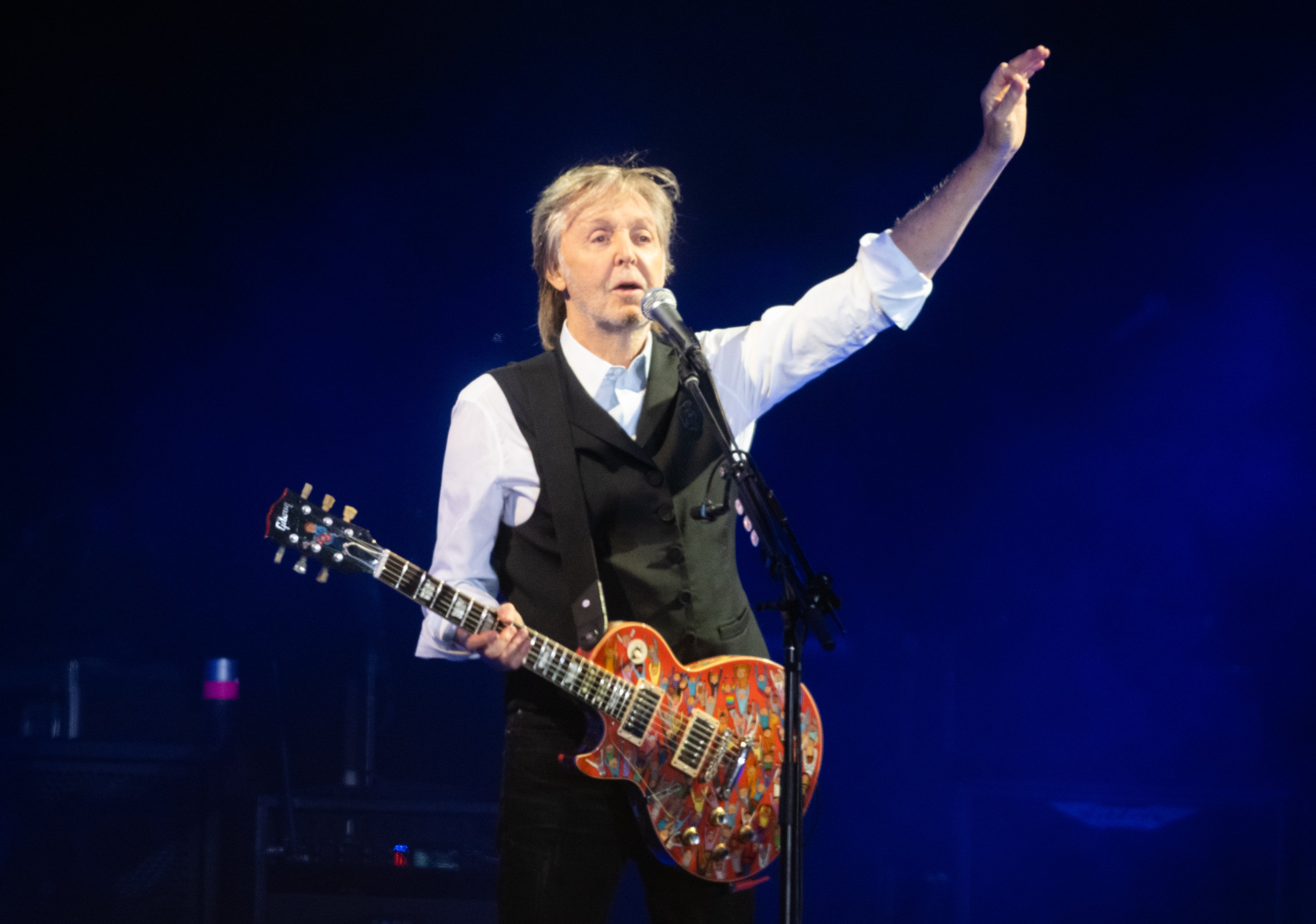 Paul McCartney cho biết anh ấy rất vui vì bài hát hiếm có này 'Chết trong thùng băng'