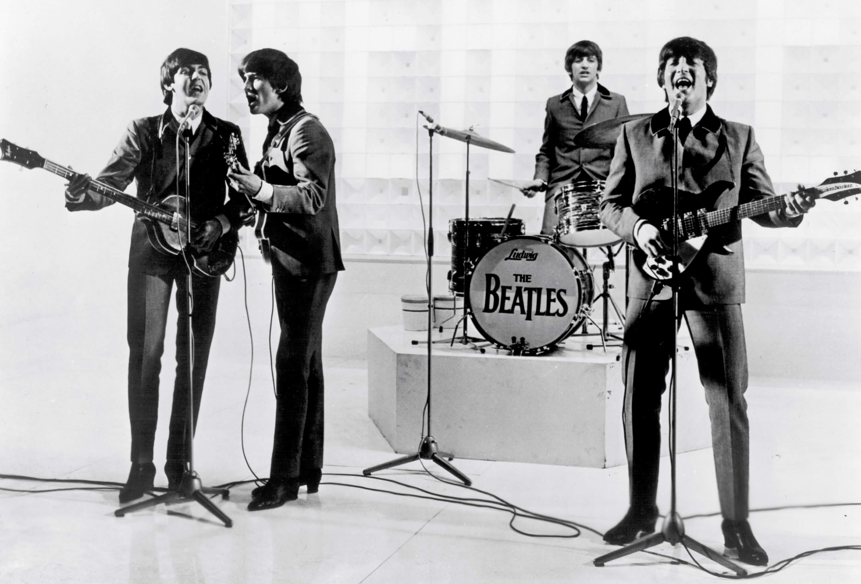 Wie ein anderer Star die Beatles zu „While My Guitar Gently Weeps“ inspirierte