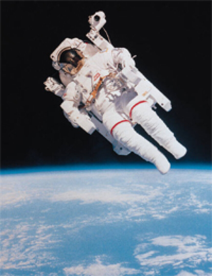 宇宙飛行士が宇宙服を着ずに船外活動をした場合はどうなりますか？