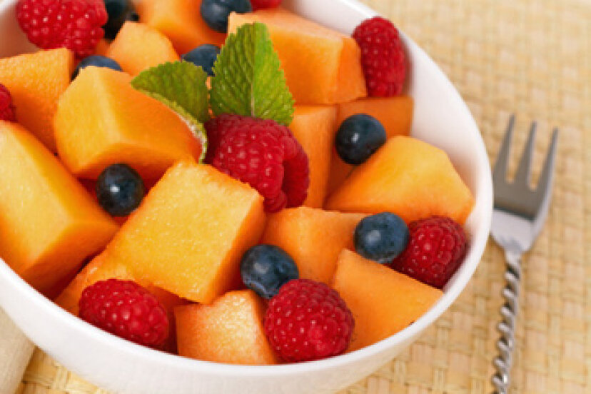 La fruta es tu amiga: crea una sabrosa ensalada de frutas
