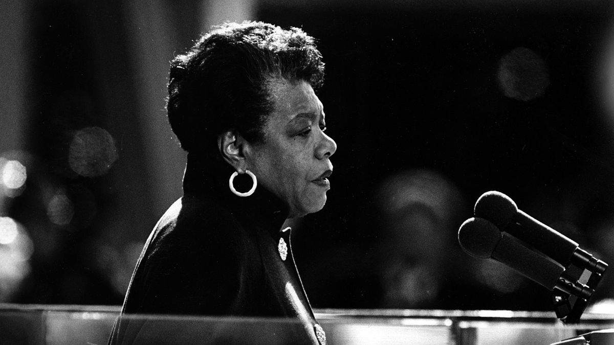 5 คำพูดที่ไพเราะและยืนยงจาก Maya Angelou