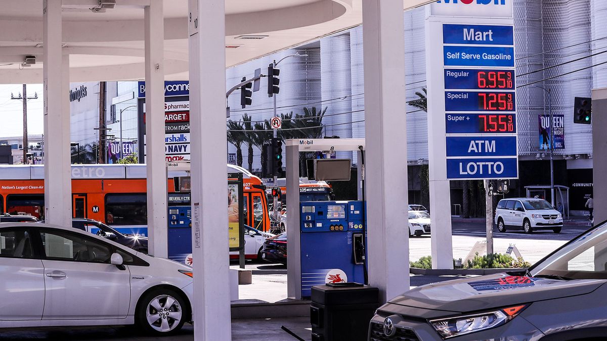 ¿Cuánto es lo que más estadounidenses han pagado alguna vez por gasolina?