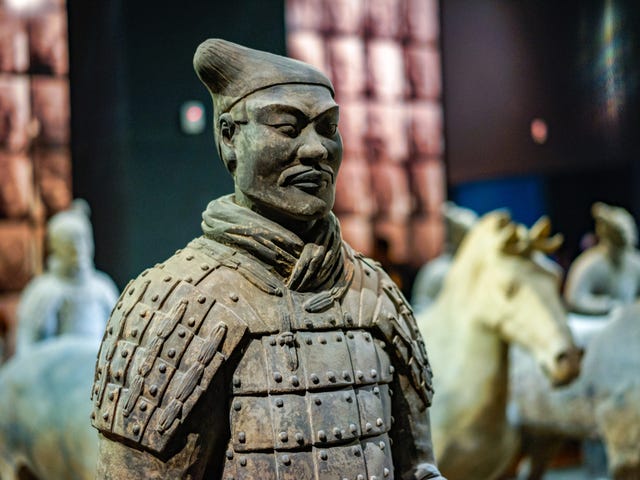Por qué los arqueólogos temen entrar en la tumba del primer emperador de China