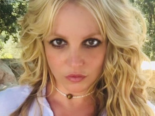 Trình bày mà không có (Nhiều) Bình luận: Bài đăng Instagram mới nhất của Britney Spears