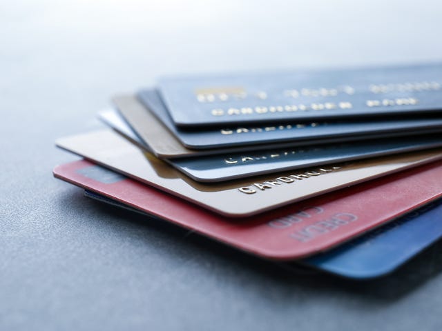 Bagaimana Membangun Kredit Anda Tanpa Kartu Kredit