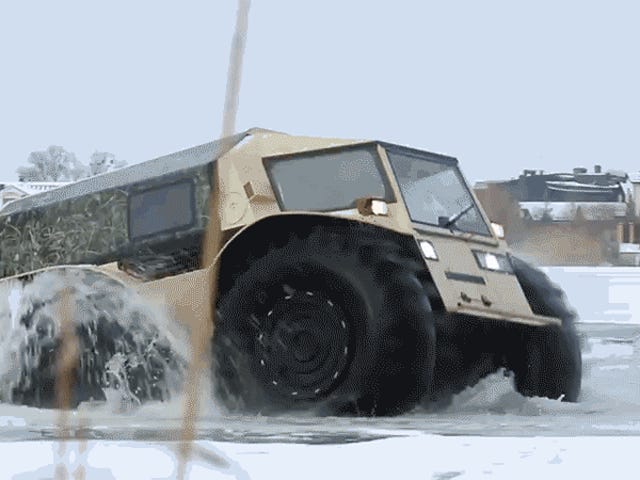 Dieser brutale russische Offroader hat das Beste eines Lastwagens und das Beste eines Amphibienpanzers
