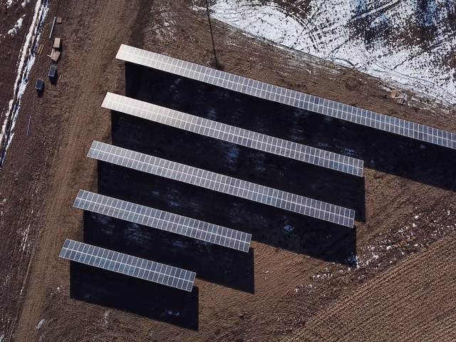 North Dakotas erste Solarfarm wird auf Standing Rock Tribal Land eröffnet