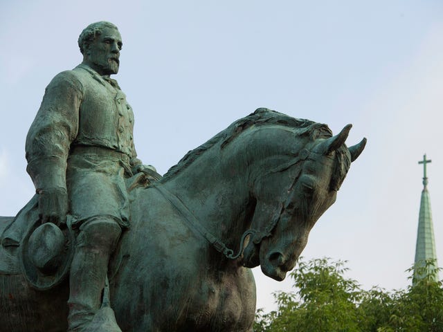 Por qué todas las estatuas confederadas deben caer