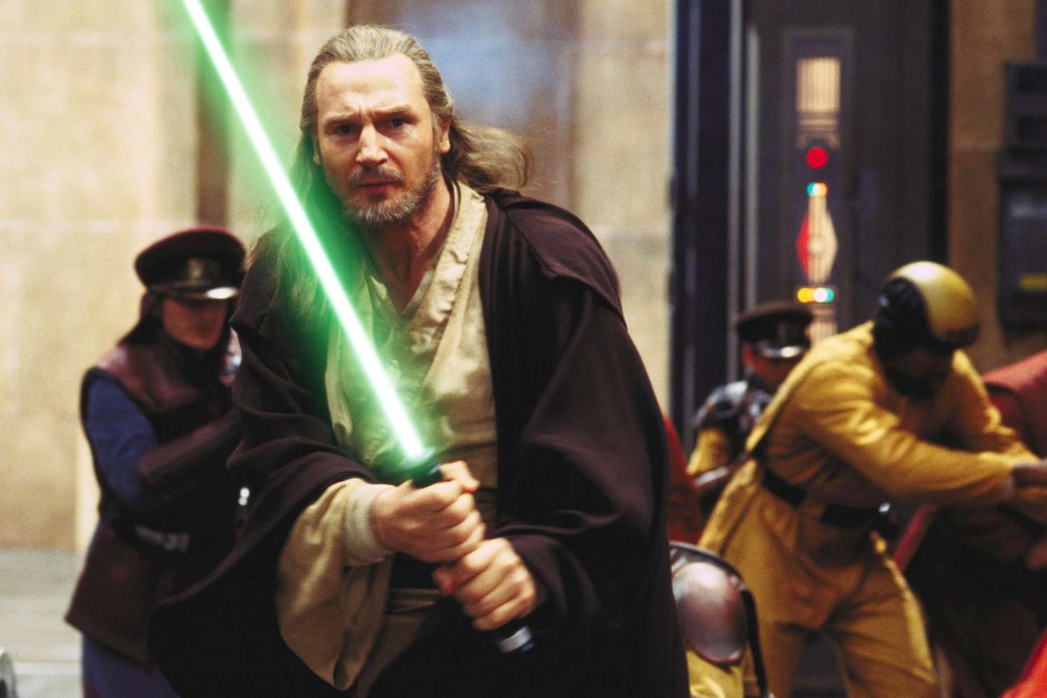 Liam Neeson กล่าวว่าเขาจะกลับไปที่ Star Wars แต่สงสัยว่าแฟรนไชส์จะ 'เริ่มเลือนหายไป'