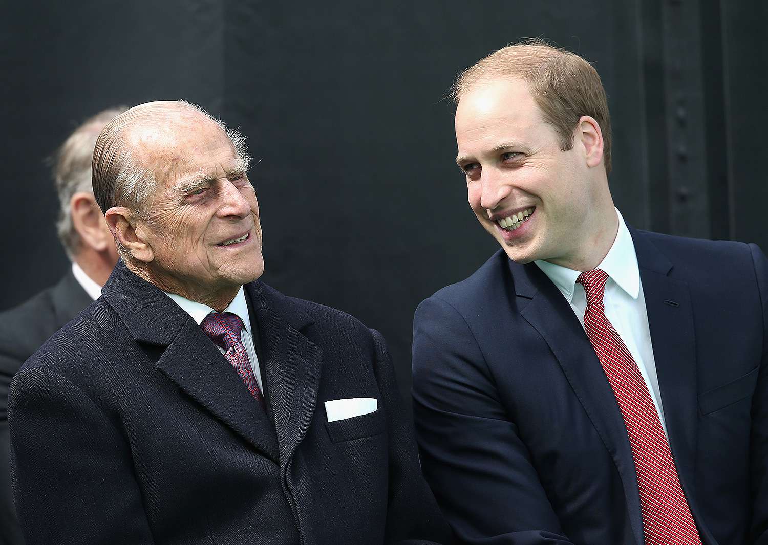 Prinz Philip war "entscheidend, um Trainer William als zukünftigen König zu helfen", sagt der königliche Historiker