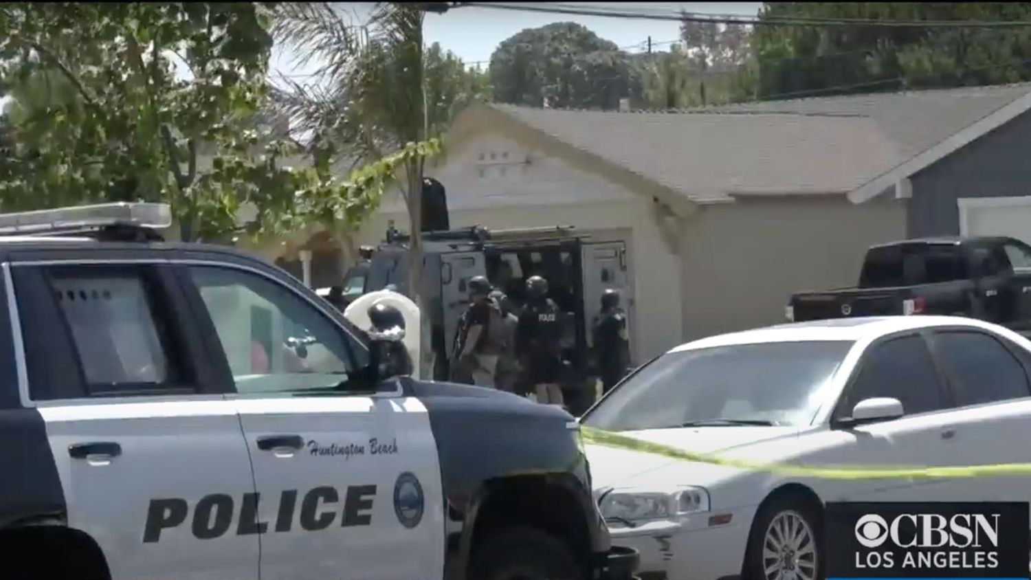 Disputa imobiliária entre membros da família deixa 1 morto e 3 feridos no sul da Califórnia.