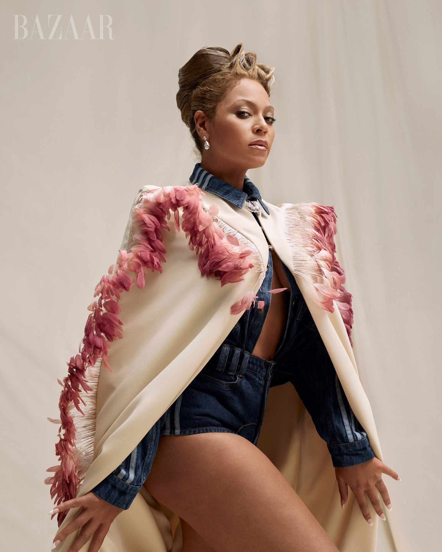 Beyoncé diz que novas músicas estão a caminho: 'I Feel a Renaissance Emerging'
