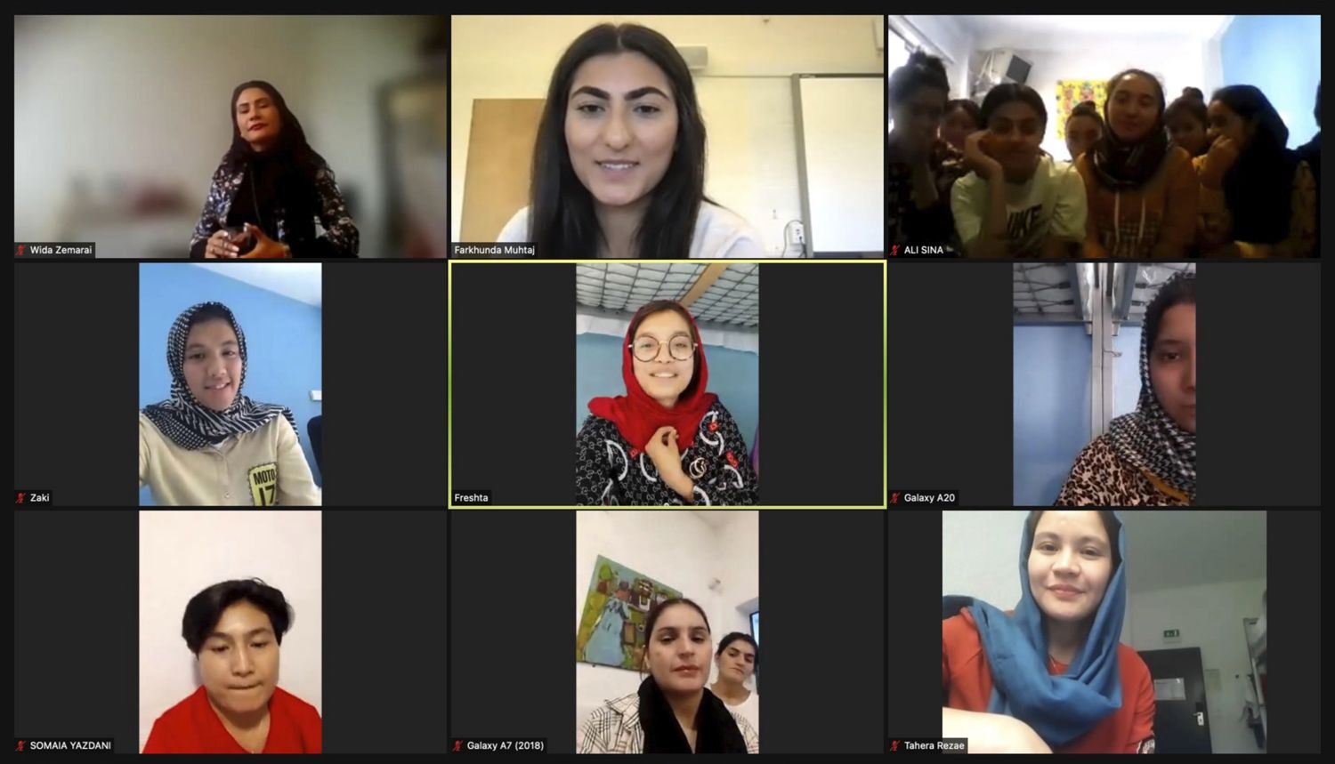 Reszta Afghan Girls Soccer Team pomyślnie uratowana, otrzymała azyl w Portugalii