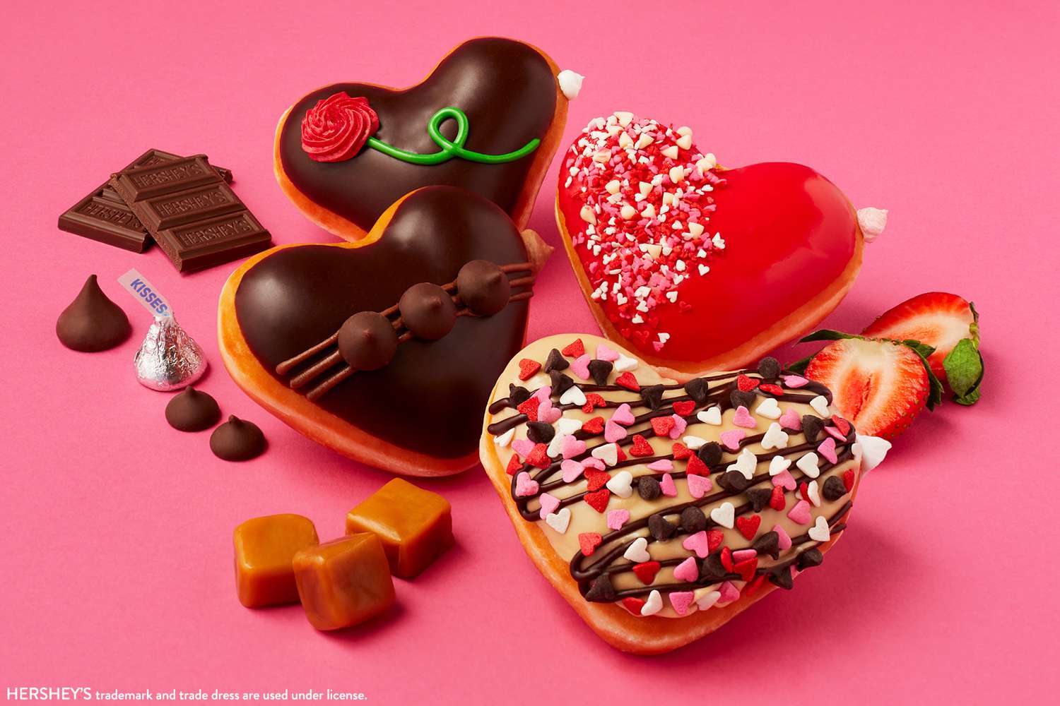 Krispy Kreme lança rosquinhas em forma de coração recheadas com chocolate Hershey's para o Dia dos Namorados