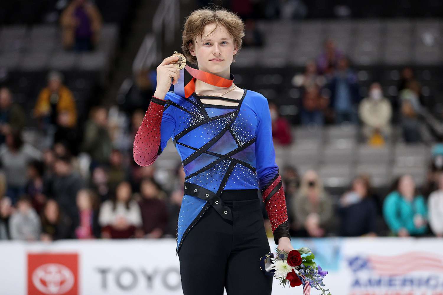 Ilia Malinin ล้มเหลวในการทำ Quadruple Axel ในการแข่งขัน National Figure Skating Championships — แต่ยังคงได้รับตำแหน่ง